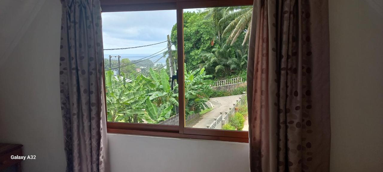 Loversnest Self Catering Anse aux Pins Екстер'єр фото