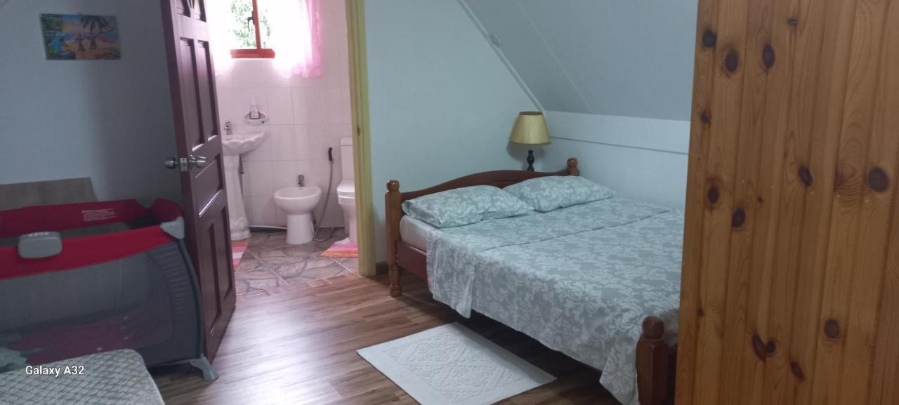 Loversnest Self Catering Anse aux Pins Екстер'єр фото